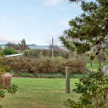 Hjalmine - 250m From The Sea By Interhome