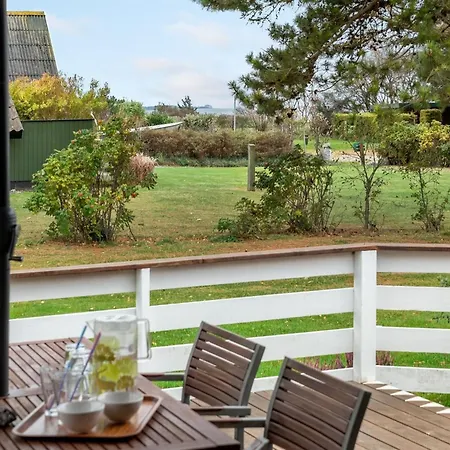 Hjalmine - 250m From The Sea By Interhome